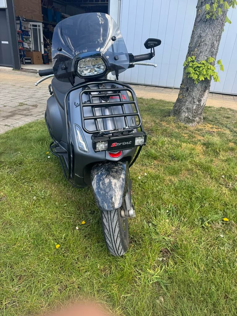 Vespa Sprint E5 2022 - Zo goed als nieuw, Ophalen, Overige modellen, Maximaal 45 km/u, Zo goed als nieuw