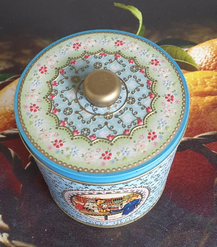 Blik AH, Verzamelen, Blikken, Ophalen of Verzenden, Zo goed als nieuw, Koek(jes), Overige merken