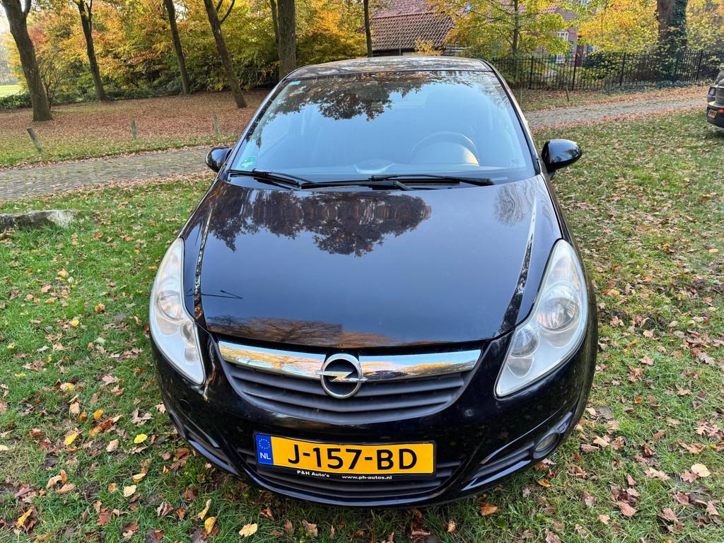 Opel Corsa 1.0-12V Edition, Voorwielaandrijving, 450 kg, 60 pk, Zwart