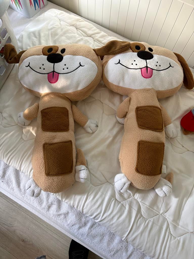 Twee honden knuffels voor de autogordel, Overige merken, Overige karakters, Middelgroot (20 tot 80 cm), Bruin