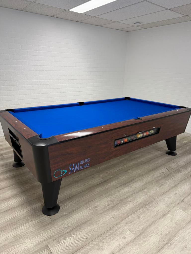 Sam Bison pooltafel (7.5 ft / 8 ft), Sport en Fitness, Biljarten en Poolen, Ophalen of Verzenden, Zo goed als nieuw, Pooltafel