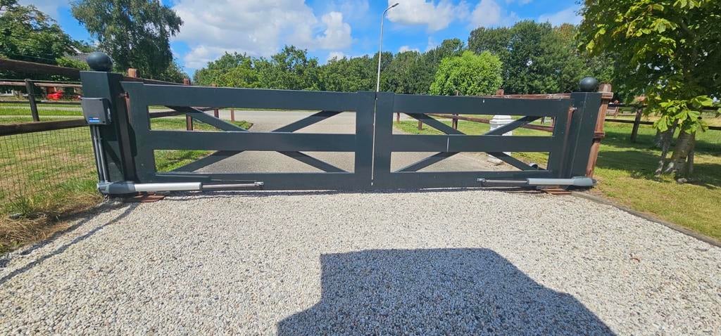 Poortautomatisering  Handmatig naar Elektrisch Openen, Ophalen of Verzenden, Overige typen