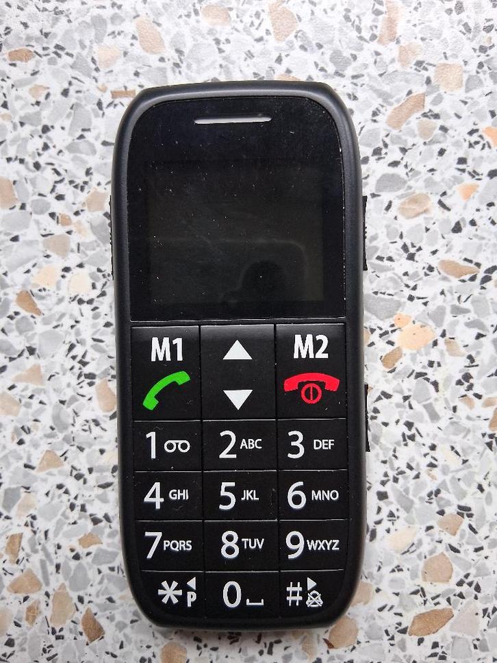 Een "Fysic" Senioren mobiel met S.O.S. noodknop., Telecommunicatie, Mobiele telefoons | Overige merken, Zo goed als nieuw, Zonder abonnement