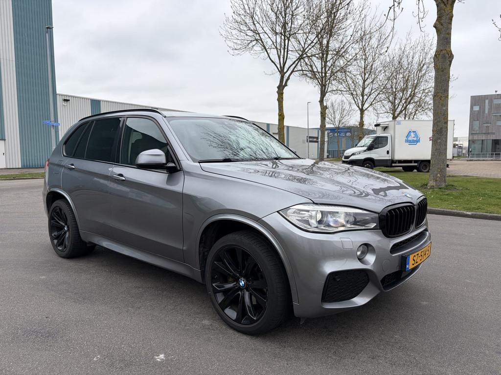 BMW X5 xDrive40e High Executive Automaat 250 PK. M-Pakket !, Gebruikt, Leder, Vierwielaandrijving, 147 €/maand
