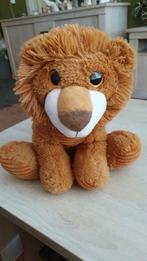 Knuffel leeuw.  Big eye friends., Kinderen en Baby's, Speelgoed | Knuffels en Pluche, Ophalen of Verzenden, Zo goed als nieuw