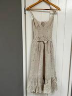 Nieuwe Zara jurk met opengewerkte details, Beige, Nieuw, Ophalen of Verzenden, Maat 36 (S)