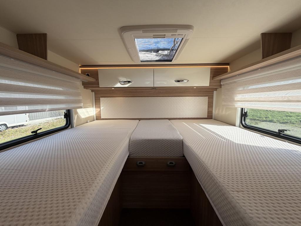 Bürstner Limited T 726 G, XXL garage, Ruimte en Com, Caravans en Kamperen, Campers, Ringverwarming, Bedrijf, Bürstner, L-zit