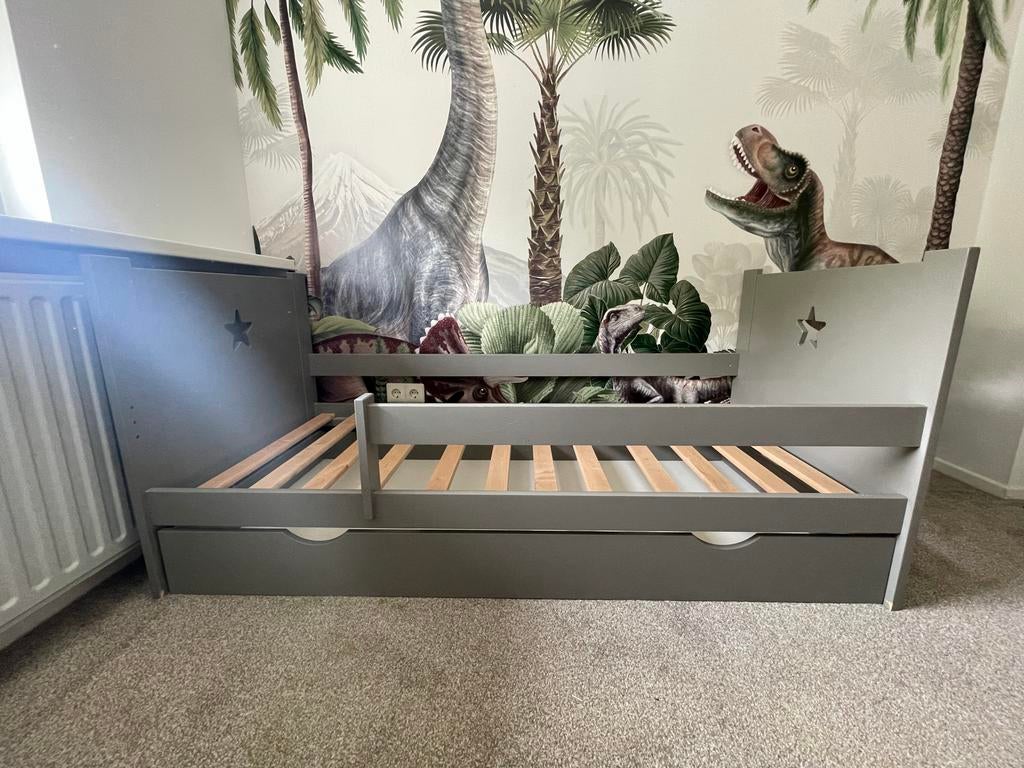 Petit Amelie peuterbed, Kinderen en Baby's, Kinderkamer | Bedden, Ophalen, Gebruikt, 70 tot 85 cm, 140 tot 160 cm