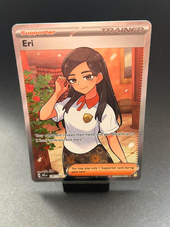 Eri 136/131, Prismatic Evolutions, Hobby en Vrije tijd, Verzamelkaartspellen | Pokémon, Zo goed als nieuw, Ophalen of Verzenden