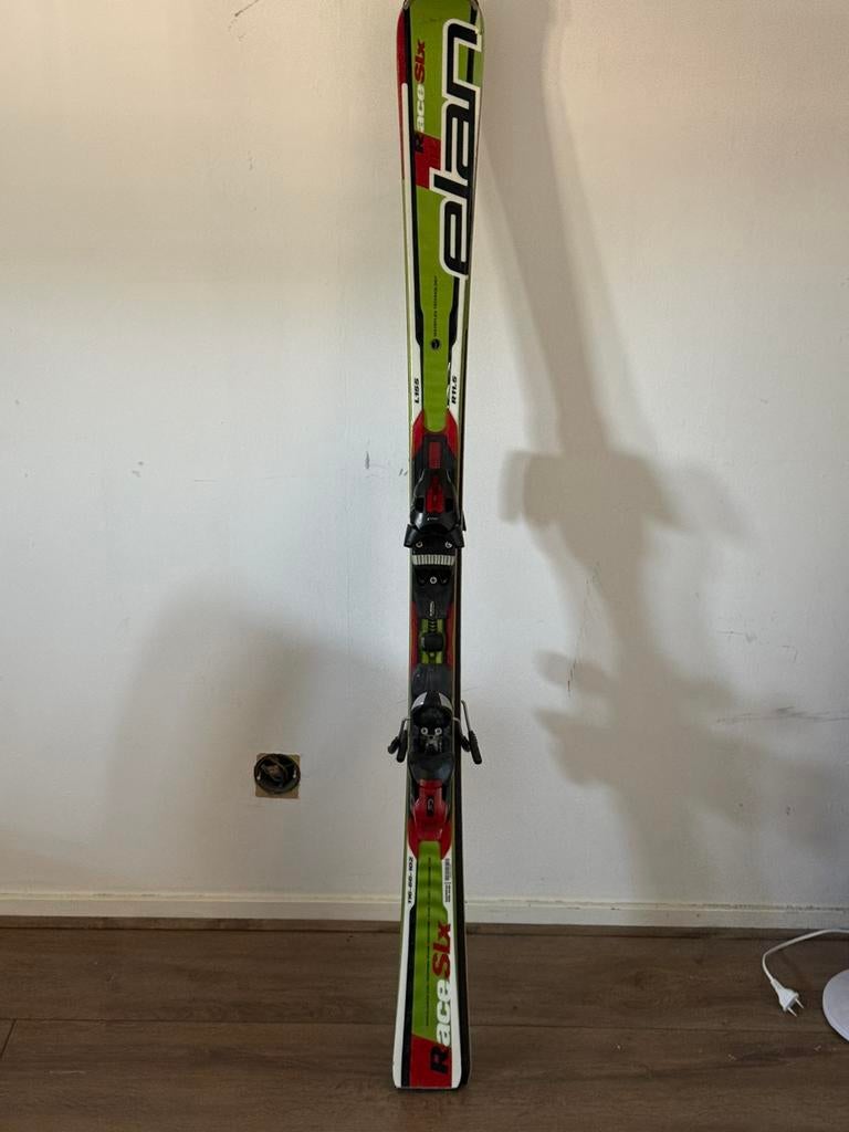 Elan racer ski 155cm, Sport en Fitness, Skiën en Langlaufen, 140 tot 160 cm, Gebruikt, Skiën, Ski's