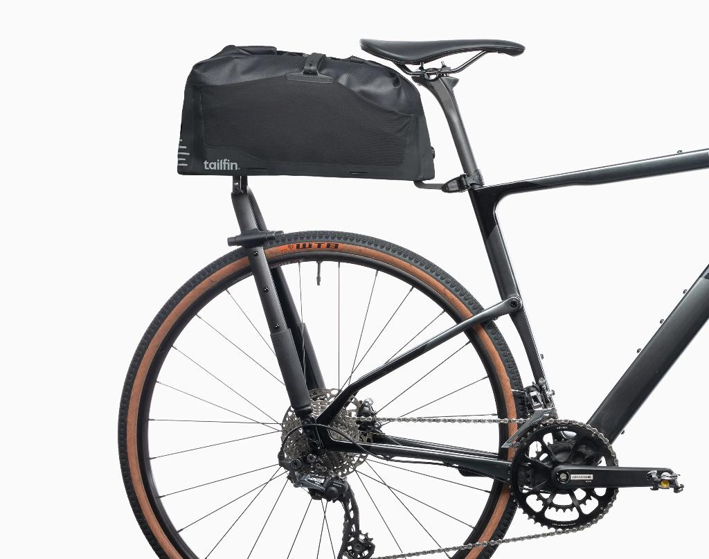 Te huur: Tailfin Bikepacking Tassen (o.a. CargoPack), Fietsen en Brommers, Fietsaccessoires | Fietstassen, Ophalen, Zo goed als nieuw