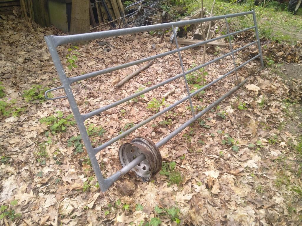 Weidepoort met loop wiel 3 stuks gegalvaniseerd metaal, Ophalen, Nieuw