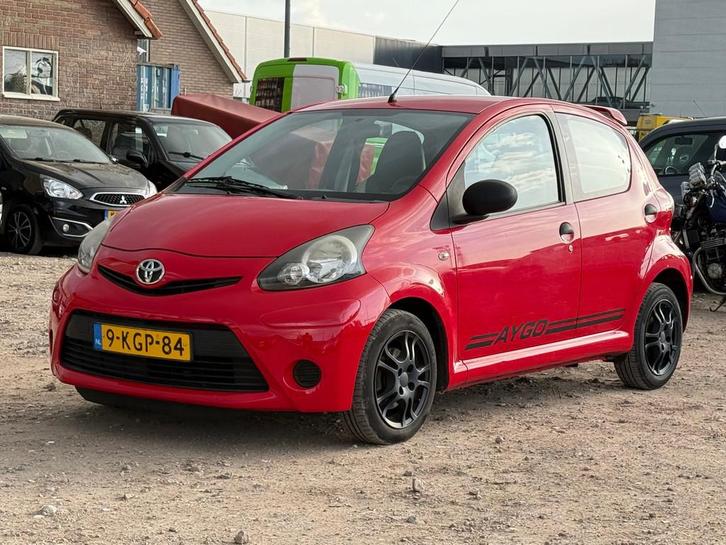 Toyota Aygo 1.0 VVT-i Comfort/ ALCANTARA/ VELGEN, Auto's, Toyota, Bedrijf, Te koop, Aygo, ABS, Airbags, Airconditioning, Centrale vergrendeling