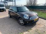 Mini Clubman 1.6 116pk 2011 PANO/CLIMA/LEER/NAVI, Voorwielaandrijving, 40 €/maand, 4 cilinders, Bruin