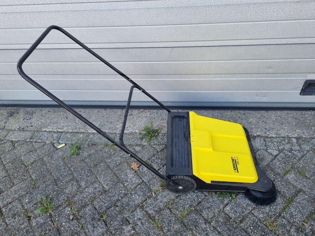 Karcher veegmachine, Tuin en Terras, Veegmachines, Ophalen