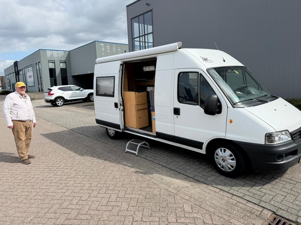 Fiat Ducato 2.8JTD Buscamper 2 grote bedden Ruim Toilet., Overige merken, Buscamper of Camperbus, Ringverwarming, Fiat