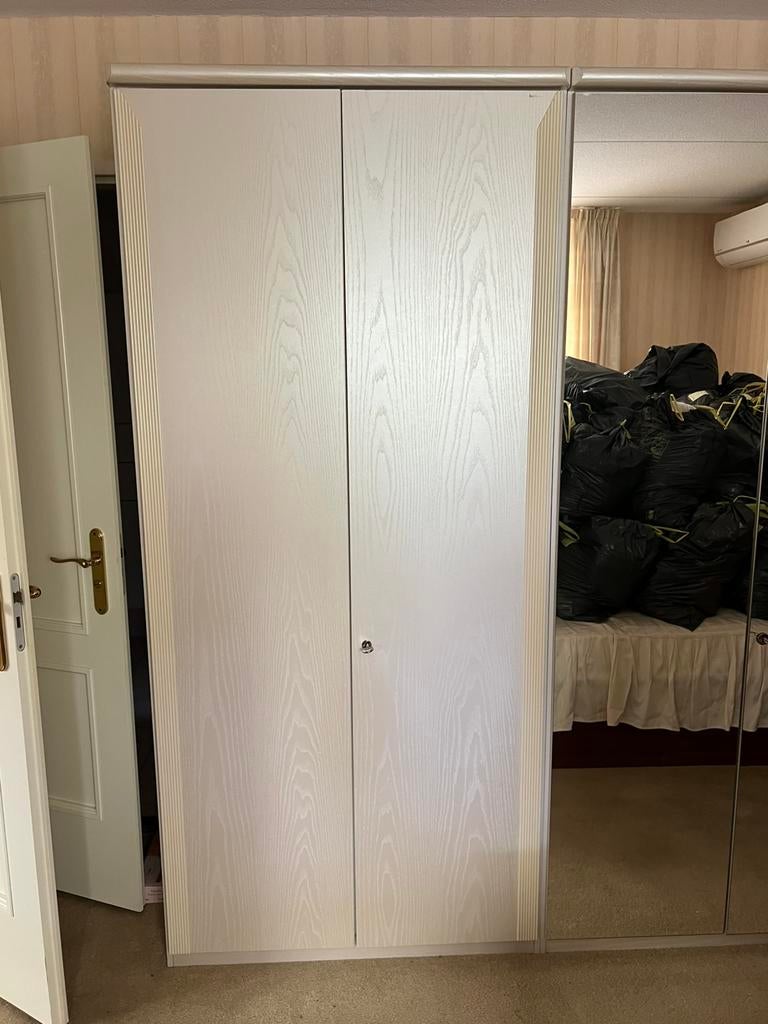 Kledingkast zonder spiegel.100x220, Ophalen, Zo goed als nieuw, 50 tot 75 cm, 200 cm of meer