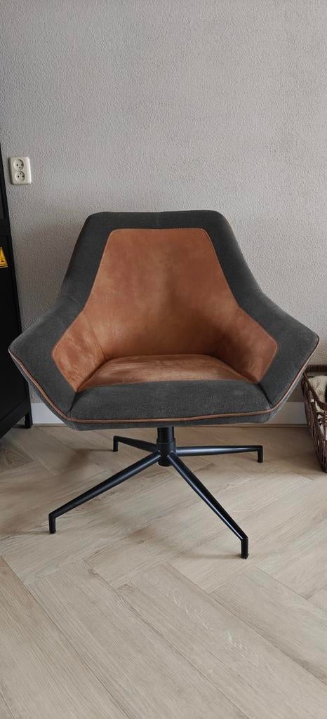 Fauteuil JIM - Cognac, Ophalen, 75 tot 100 cm, Zo goed als nieuw, 75 tot 100 cm