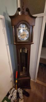 Klok uit grootmoeders tijd, Ophalen