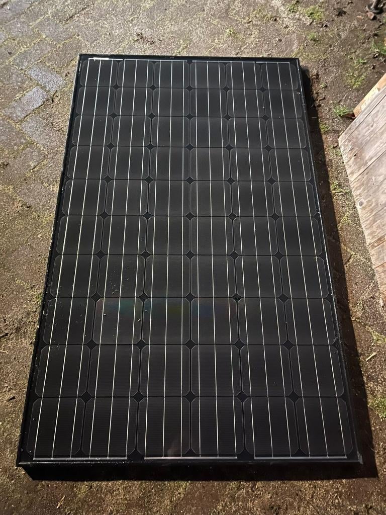 zonnepanelenset (17 st) + alu rek verrassende meeneemprijs, Doe-het-zelf en Verbouw, Zonnepanelen en Toebehoren, Ophalen, Gebruikt