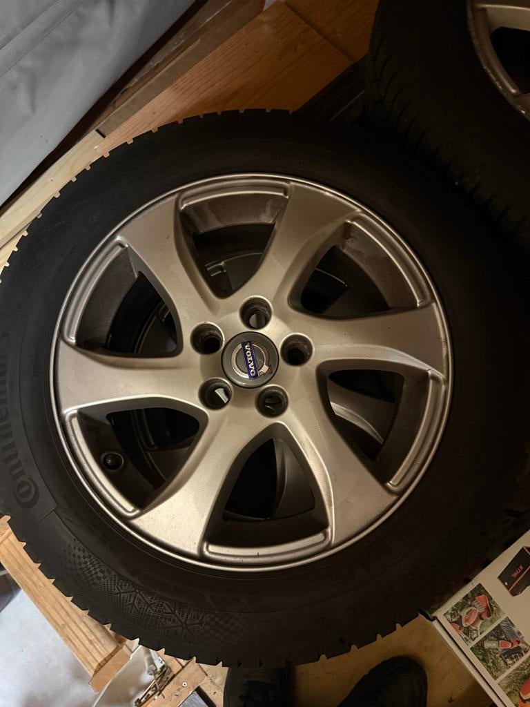 Volvo 16 inch winterbanden met velgen (v40cc), Ophalen, Gebruikt, 16 inch, Banden en Velgen