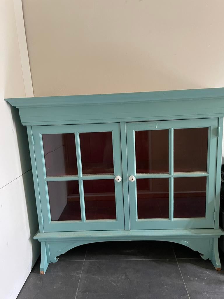 Brocant hangkastje, Ophalen