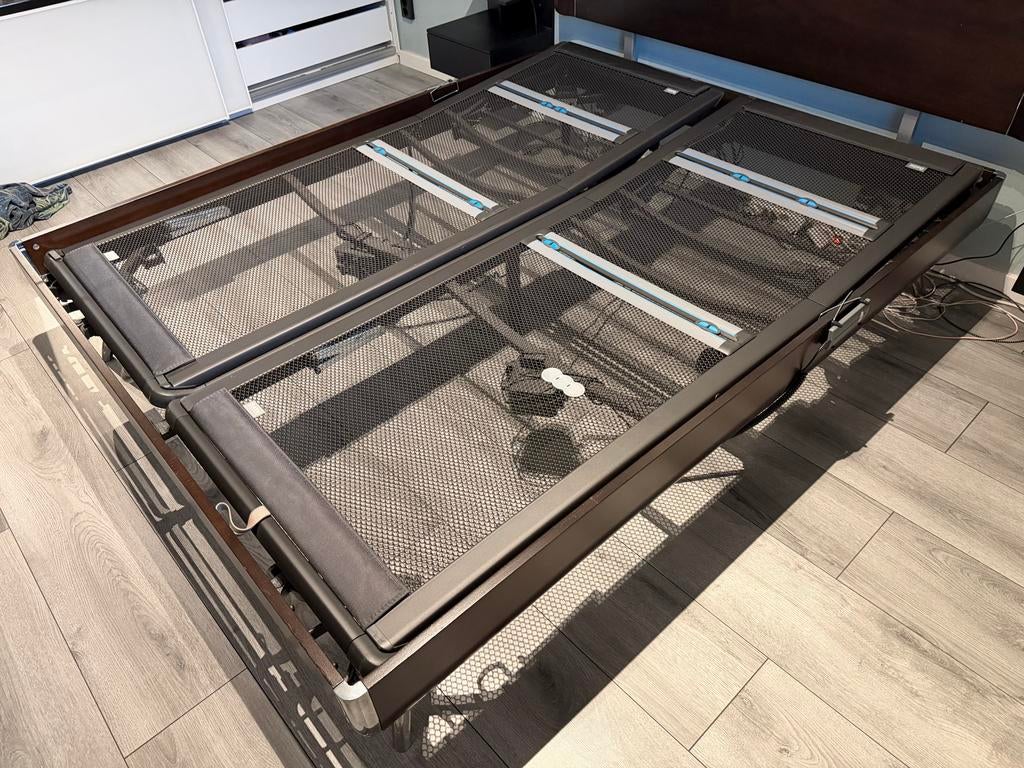 MAANDAG OPHALEN 500€ Auping Match zwart 160x200 elec bodems, Ophalen, Verstelbaar, Zwart, Tweepersoons