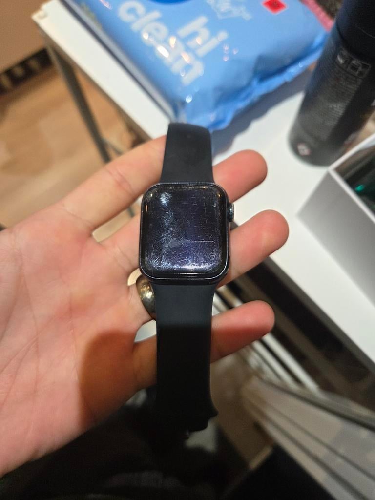 Apple Watch SE (1e Gen) 40mm Aluminium, Ophalen of Verzenden, Gebruikt, Zwart, IOS