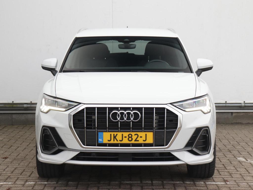 Audi Q3 45 TFSI e S edition | 360° camera | Adaptive cruise, Gebruikt, Wit, Parkeersensor, Hybride Elektrisch/Benzine