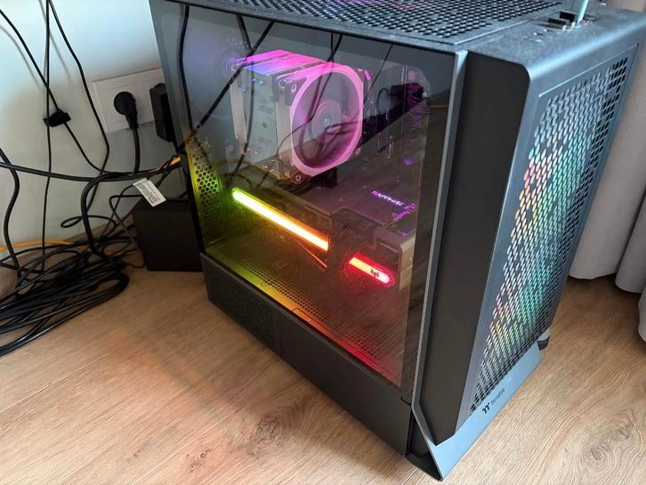 Custom Gaming PC | Lees de beschrijving!, Computers en Software, Desktop Pc's, Gebruikt, 4 Ghz of meer, SSD, 32 GB, Met videokaart