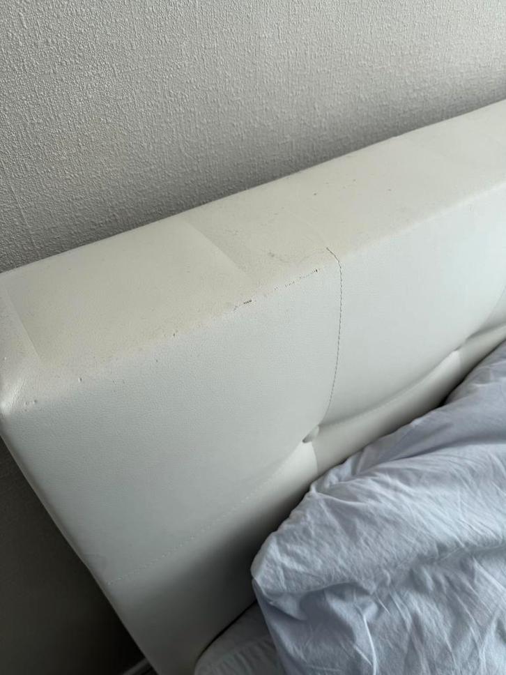 Gratis 2-persoons boxspring 160x200, Huis en Inrichting, Slaapkamer | Boxsprings, Gebruikt, 160 cm, 200 cm, Tweepersoons, Wit