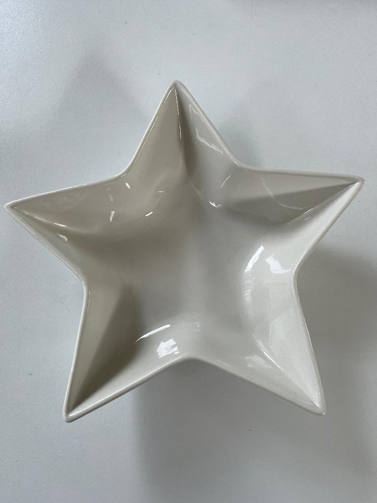 Stervormig schaaltje, Ophalen of Verzenden, Overige stijlen, Aardewerk, Schaal of Schalen