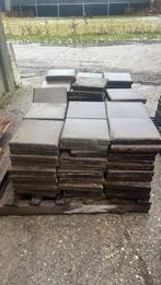 Gratis af te halen: 75m2 tegels, Tuin en Terras, Tegels en Klinkers, Gebruikt, Ophalen of Verzenden, 10 m² of meer, Beton