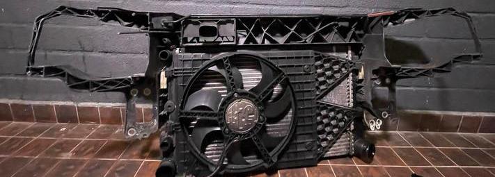 Seat Ibiza 2008-2017 Radiateur Koelventilator Frontpaneel, Ophalen of Verzenden, Gebruikt, Seat