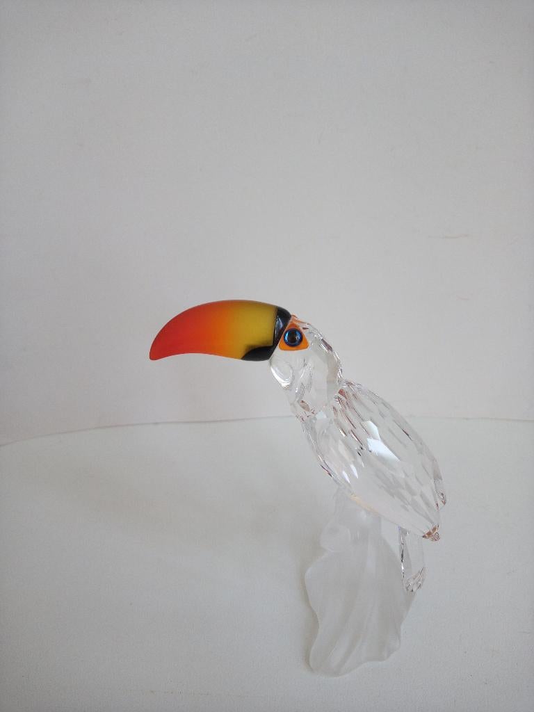 Swarovski Kristal Toekan met gekleurde snavel gemerkt zwaan, Verzamelen, Swarovski, Ophalen of Verzenden, Zo goed als nieuw, Figuurtje