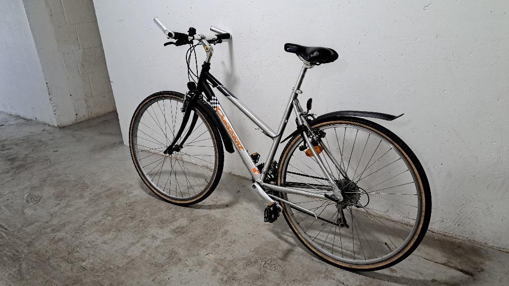 Crescent Åkulla hybrid bike with 3x8 gears (women), Fietsen en Brommers, Fietsen | Dames | Damesfietsen, Ophalen, Gebruikt, Overige merken