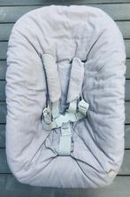 Stokke newbornset grijs met speelboog, Kinderen en Baby's, Kinderstoelen, Ophalen of Verzenden, Zo goed als nieuw, Meegroeistoel