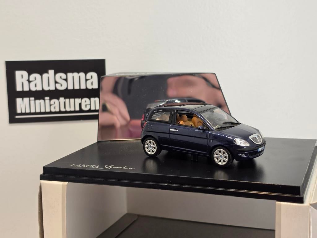 Lancia Ypsilon (2e generatie ) Blauw + pano - 1:43 Norev, Hobby en Vrije tijd, Modelauto's | 1:43, Auto, Norev, Ophalen of Verzenden