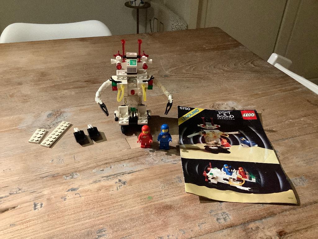 Lego classic space 6750 sonic robot, Lego, Ophalen of Verzenden, Zo goed als nieuw, Complete set