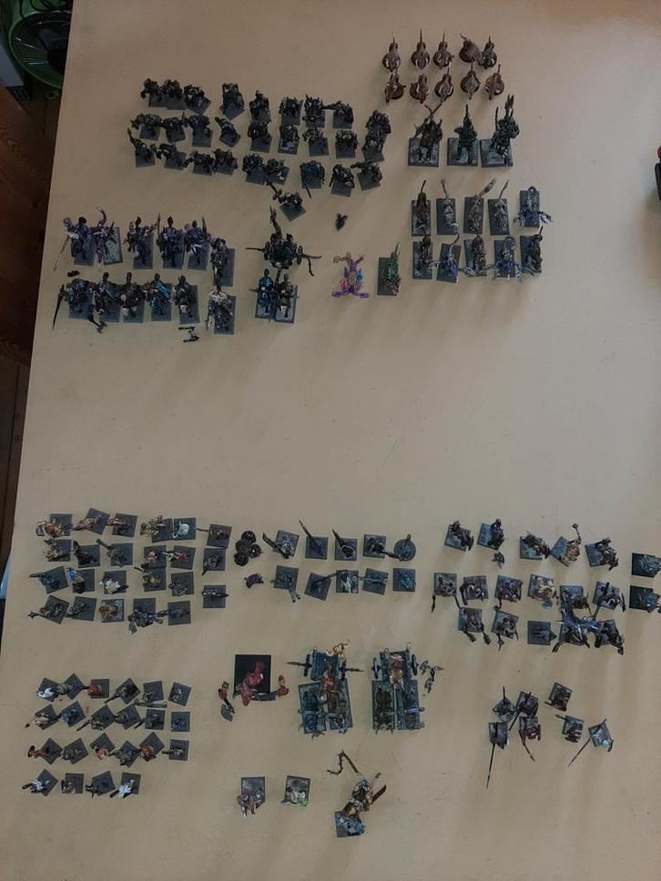 Warhammer The Old World Chaos Beastmen & Chaos Warriors, Hobby en Vrije tijd, Wargaming, Warhammer, Ophalen of Verzenden