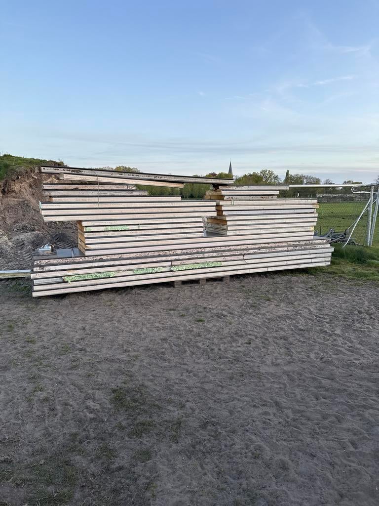 Restpartij gebruikte isolatiepanelen / sandwichpanelen 10 cm, Ophalen, Gebruikt, Hardschuim (Pir), 15 m² of meer