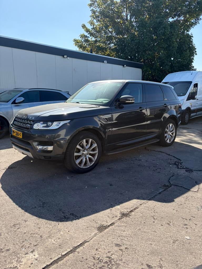 EXPORT Land Rover Range Rover (sport) 3.0 Tdv6 EXPORT  2015, Auto's, Land Rover, 2993 cc, 255 €/maand, 14 km/l, Bedrijf