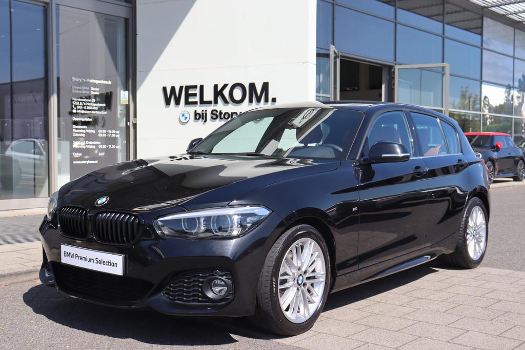 BMW 1 Serie 120i High Executive M Sport Automaat / Sportstoe, Auto's, 1998 cc, Achterwielaandrijving, Gebruikt, Euro 6