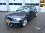 BMW 1-serie 118i Business Line NIEUWE APK, 1-Serie, Zwart, 4 stoelen, Zwart