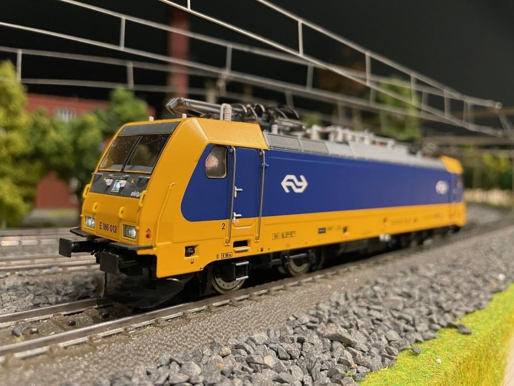 Roco NS Traxx 186 AC, Wisselstroom, Locomotief, Ophalen of Verzenden, Roco