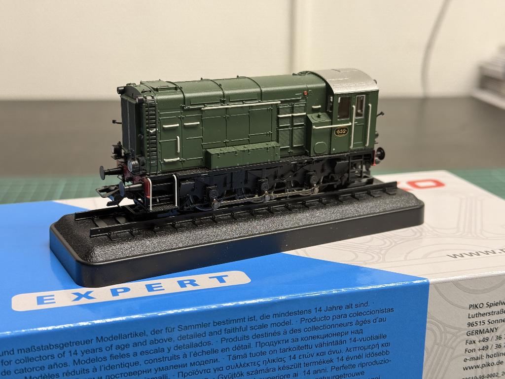 Piko 22003 NS Hippel 652 groen AC sound., Wisselstroom, Locomotief, Piko, Ophalen of Verzenden