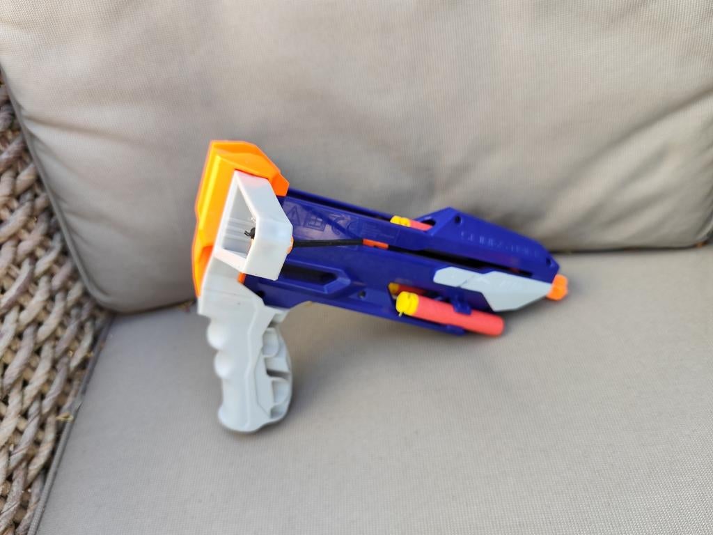 Nerf Slingstrike Blaster - Zo goed als nieuw, Ophalen, Zo goed als nieuw