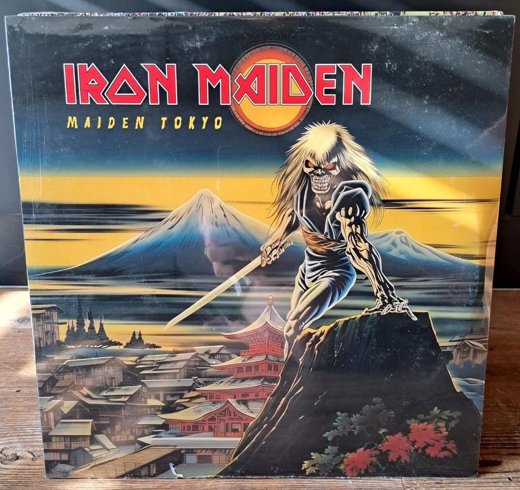 Iron Maiden – Live in Tokyo 2LP | NIEUW, Ophalen of Verzenden, Nieuw in verpakking