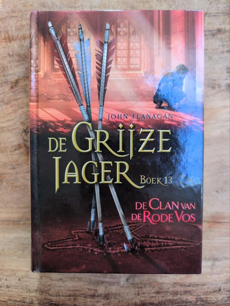 De Grijze Jager Boek 13, Boeken, Fantasy, Gelezen, Ophalen of Verzenden