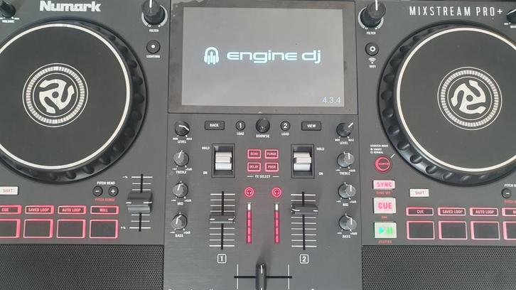 Numark Mixtream Pro+  StandaloneDJ-controller, Muziek en Instrumenten, Dj-sets en Draaitafels, Zo goed als nieuw, Dj-set, Numark